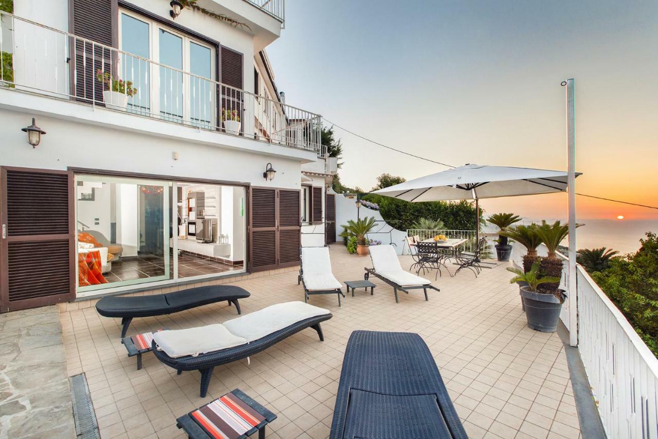 Amore Rentals - Casa Augusta A Półwysep Sorrentyński Zewnętrze zdjęcie
