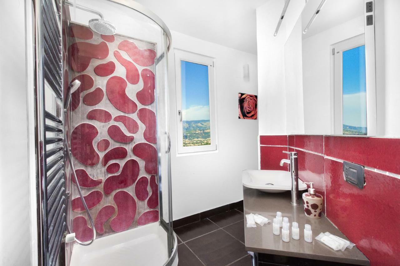 Amore Rentals - Casa Augusta A Półwysep Sorrentyński Zewnętrze zdjęcie